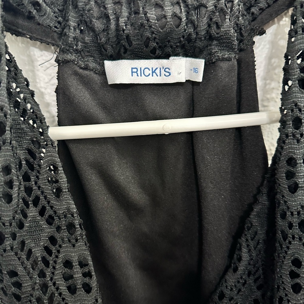 Ricki’s size 16 mid length party dress - Picture 4 of 10